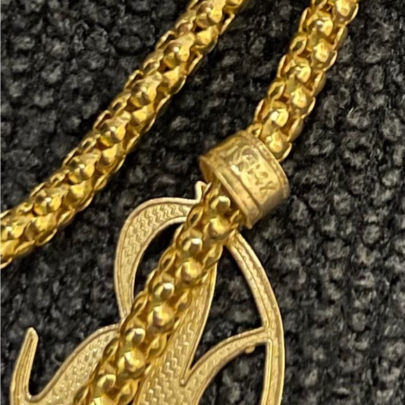 Women’s 14k gold 5.93mm (weight) popcorn 16”chain with 14k gold R pendant - Picture 7 of 8